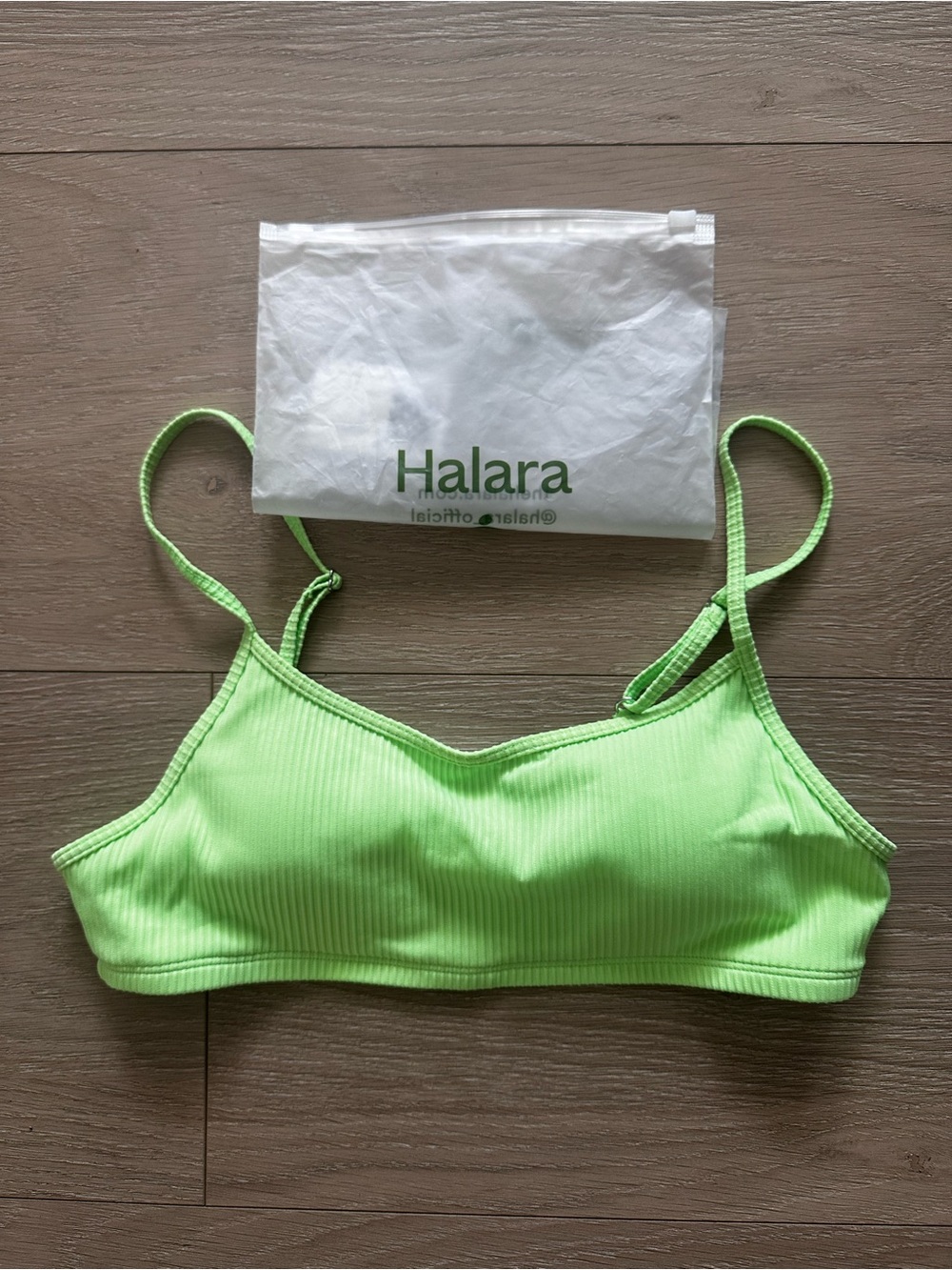 HALARA Lime Ribbed bikini top